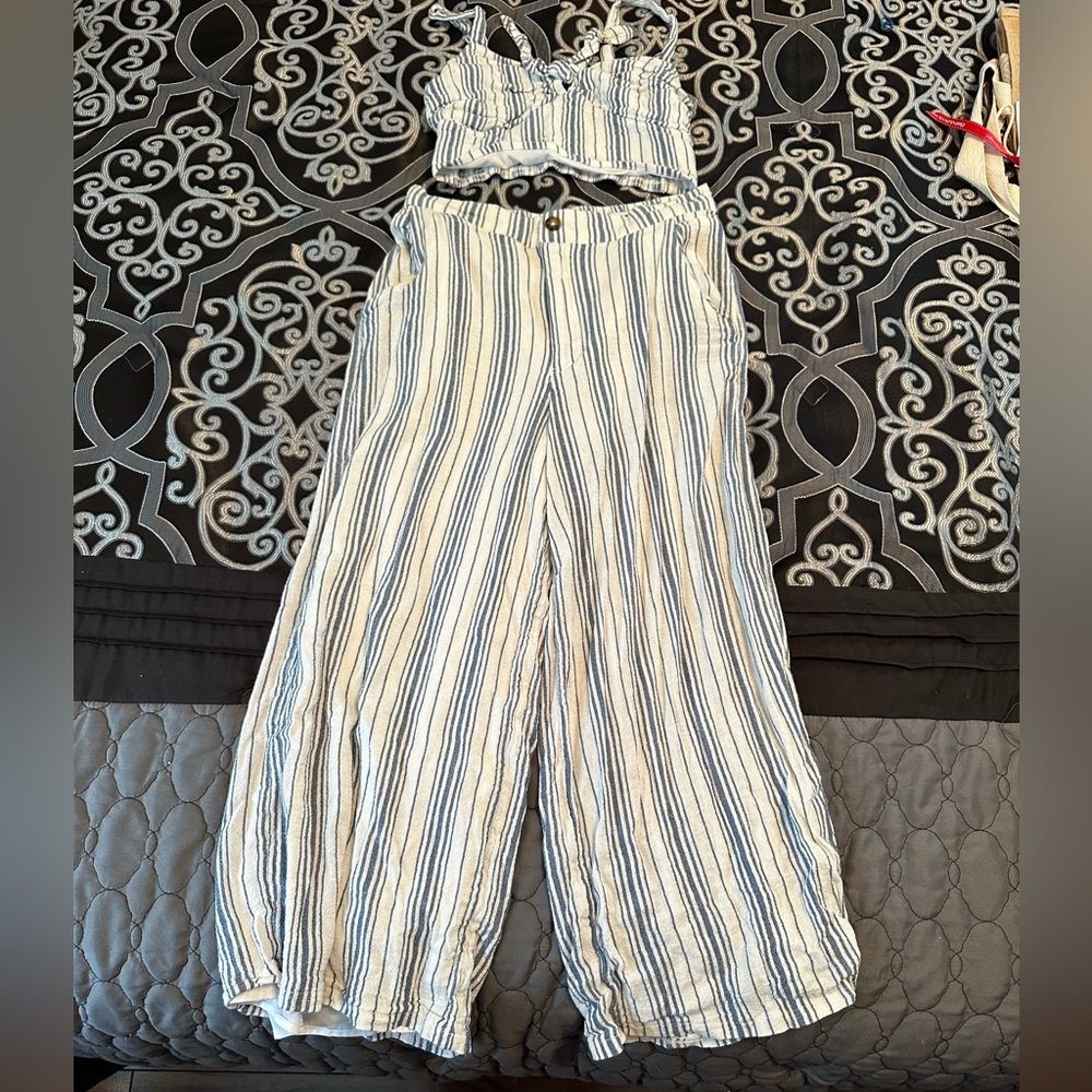 Hollister Two-piece Set